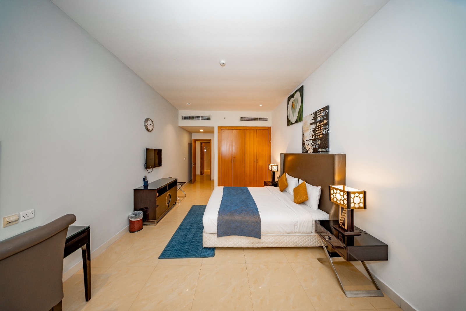 One Bedroom Apartment